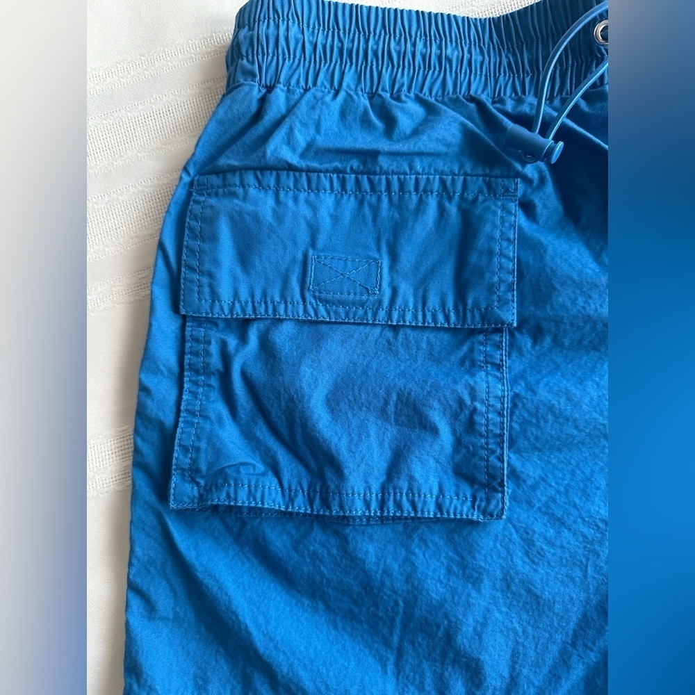 BP Vibrant Blue Women's Cargo Shorts - Picture 11 of 13